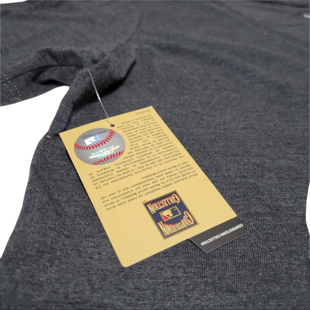 NWT Nike San Francisco Giants MLB Womens Size Medium Cooperstown Collection Gray